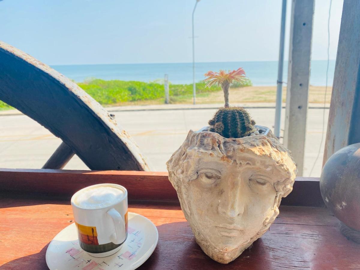 The Sunrise Beach Cafe And Guesthouse Ban Tha Khoi 外观 照片